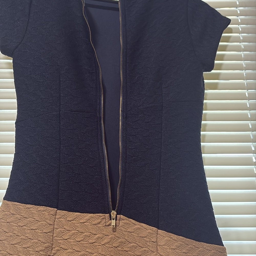 Elegant Black and Brown Colorblock Dress - Picture 8 of 8
